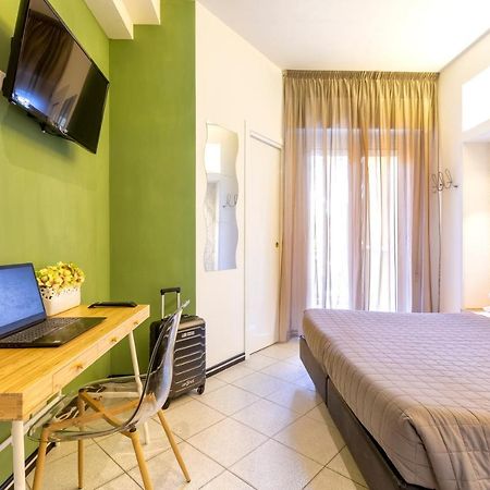 Hotel La Nidiola Riccione Bagian luar foto